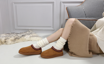 Unisex Classic Mini Boots