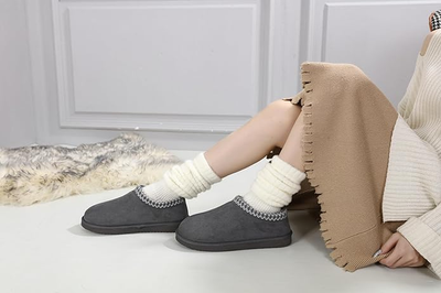 Unisex Classic Mini Boots